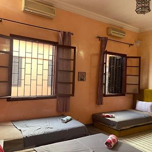Dormitory Room Mixed